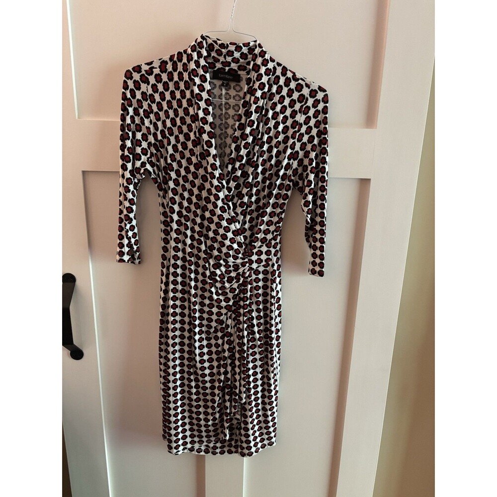 Karen Kane Geometric Print Faux Wrap Dress Size M Red Black White Knit Dress
